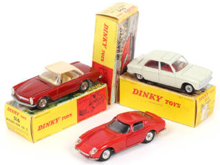 Lot 264 - DINKY TOYS (FRANCE) (3)