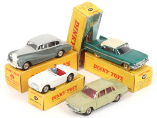 Lot 269 - DINKY TOYS (FRANCE) (4)