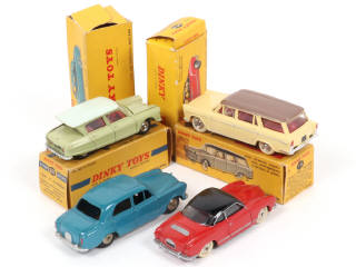 Lot 271 - DINKY TOYS (FRANCE) (4)