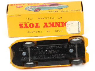 Lot 515 - DINKY TOYS (GB) (1)