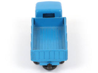 Lot 409 - DINKY TOYS (FRANCE) (1)