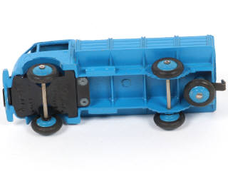 Lot 409 - DINKY TOYS (FRANCE) (1)