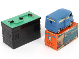 Lot 441 - DINKY TOYS (FRANCE) (1)