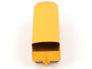 Lot 421 - DINKY TOYS (FRANCE) (1)