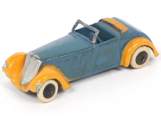 Lot 397 - DINKY TOYS (FRANCE) (1)