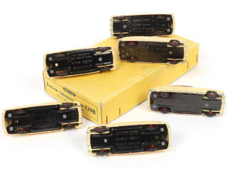 Lot 479 - DINKY TOYS (GB) (1)