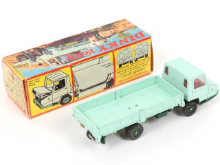 Lot 451 - DINKY TOYS (FRANCE) (1)