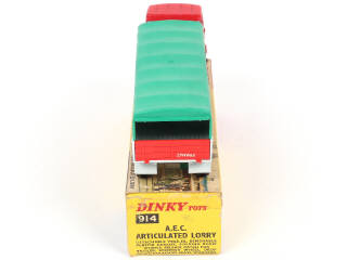 Lot 542 - DINKY TOYS (GB) (1)