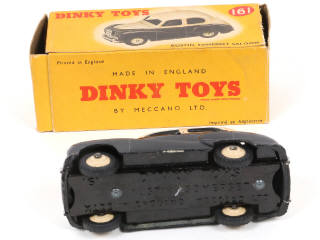 Lot 517 - DINKY TOYS (GB) (1)