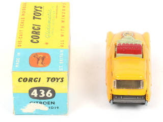 Lot 263 - CORGI TOYS (GB) (1)