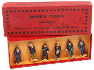 Lot 83 - DINKY TOYS (FRANCE) (1)