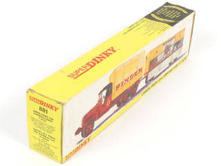 Lot 457 - DINKY TOYS (FRANCE) (1)