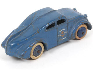 Lot 495 - DINKY TOYS (GB) (1)