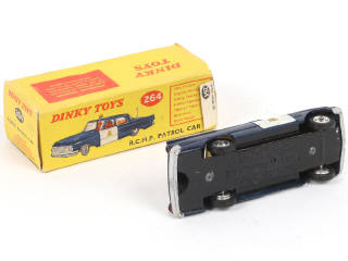 Lot 525 - DINKY TOYS (GB) (1)