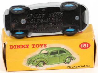 Lot 214 - DINKY TOYS (GB) (1)