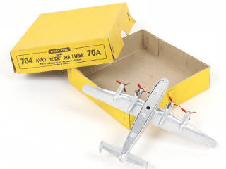 Lot 231 - DINKY TOYS (GB) (1)