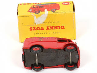 Lot 217 - DINKY TOYS (GB) (1)