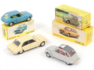 Lot 293 - DINKY TOYS (FRANCE) (3)