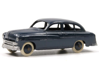 Lot 90 - DINKY TOYS (FRANCE) (1)