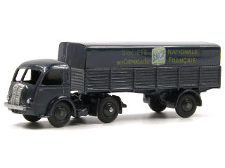 Lot 198 - DINKY TOYS (FRANCE) (1)