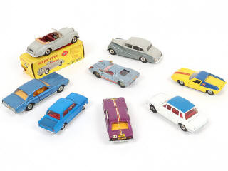 Lot 240 - DINKY TOYS (GB) (8)
