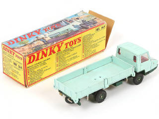 Lot 271 - DINKY TOYS (FRANCE) (1)