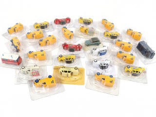 Lot 93 - DIVERS (27)