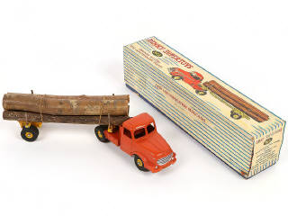 Lot 267 - DINKY TOYS (FRANCE) (1)