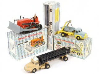 Lot 243 - DINKY TOYS (FRANCE) (3)