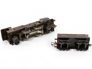 Lot 16 - HORNBY 'O' (GB) (2)