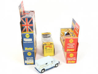 Lot 219 - DINKY TOYS (GB) (6)