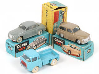 Lot 100 - CORGI TOYS (GB) (3)