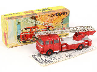 Lot 236 - DINKY TOYS (FRANCE) (1)