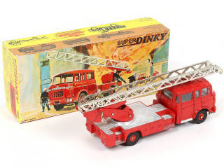 Lot 236 - DINKY TOYS (FRANCE) (1)