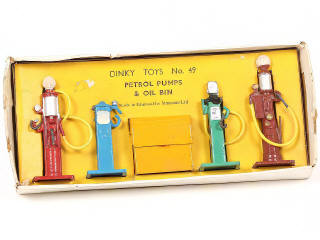 Lot 155 - DINKY TOYS (GB) (1)