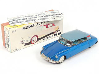 Lot 38 - BANDAÏ (JAPON) (1)