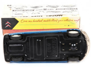 Lot 38 - BANDAÏ (JAPON) (1)