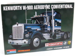 Lot 46 - MONOGRAM (USA) (1)