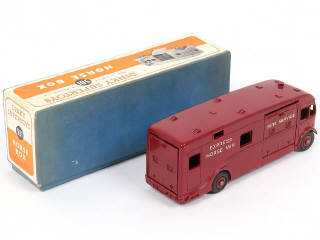 Lot 77 - DINKY TOYS (GB) (1)
