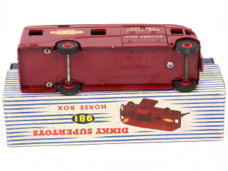 Lot 78 - DINKY TOYS (GB) (1)