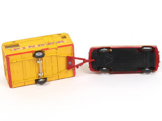 Lot 192 - DINKY TOYS (FRANCE) (2)