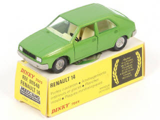 Lot 169 - DINKY TOYS (FRANCE) (1)