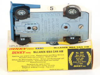 Lot 115 - DINKY TOYS (GB) (1)