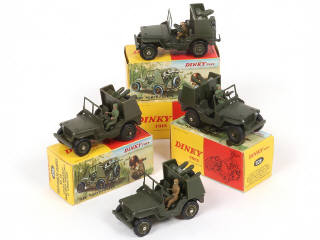 Lot 283 - DINKY TOYS (FRANCE) (4)