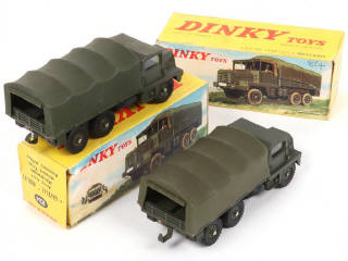 Lot 270 - DINKY TOYS (FRANCE) (2)