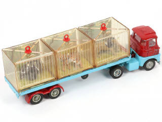 Lot 155 - CORGI TOYS (GB) (1)