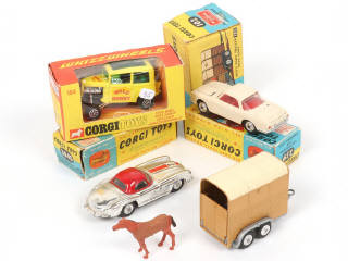 Lot 205 - CORGI TOYS (GB) (4)