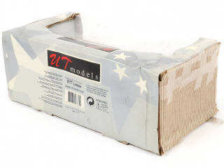 Lot 16 - UT MODELS (CHINE) (2)