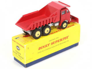Lot 98 - DINKY TOYS (GB) (1)