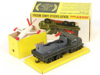 Lot 242 - DINKY TOYS (FRANCE) (1)